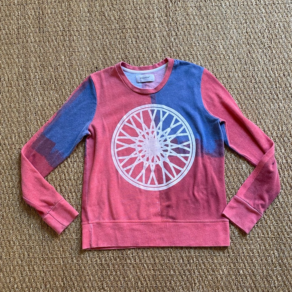 Soul cycle wheel soul Hamptons sweatshirt size small multicolored